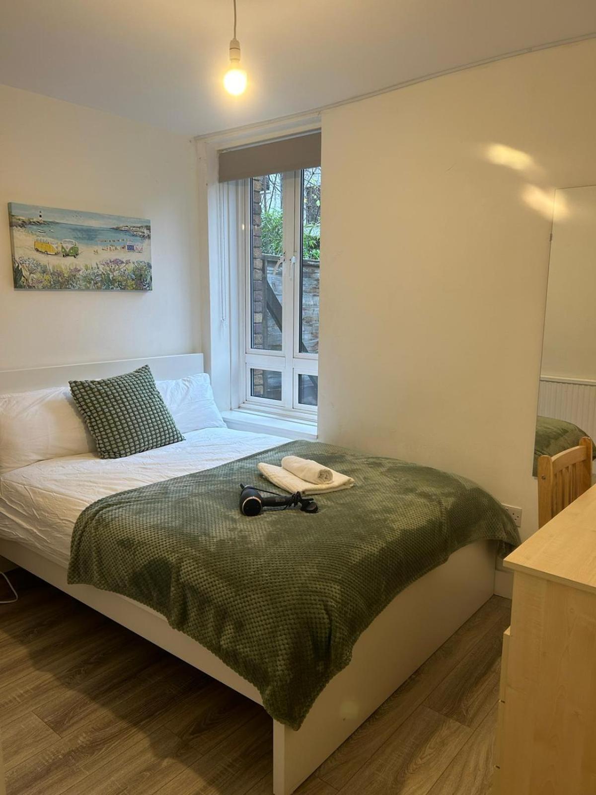Lovely Double Rooms In Euston & Square In Central Londres Exterior foto