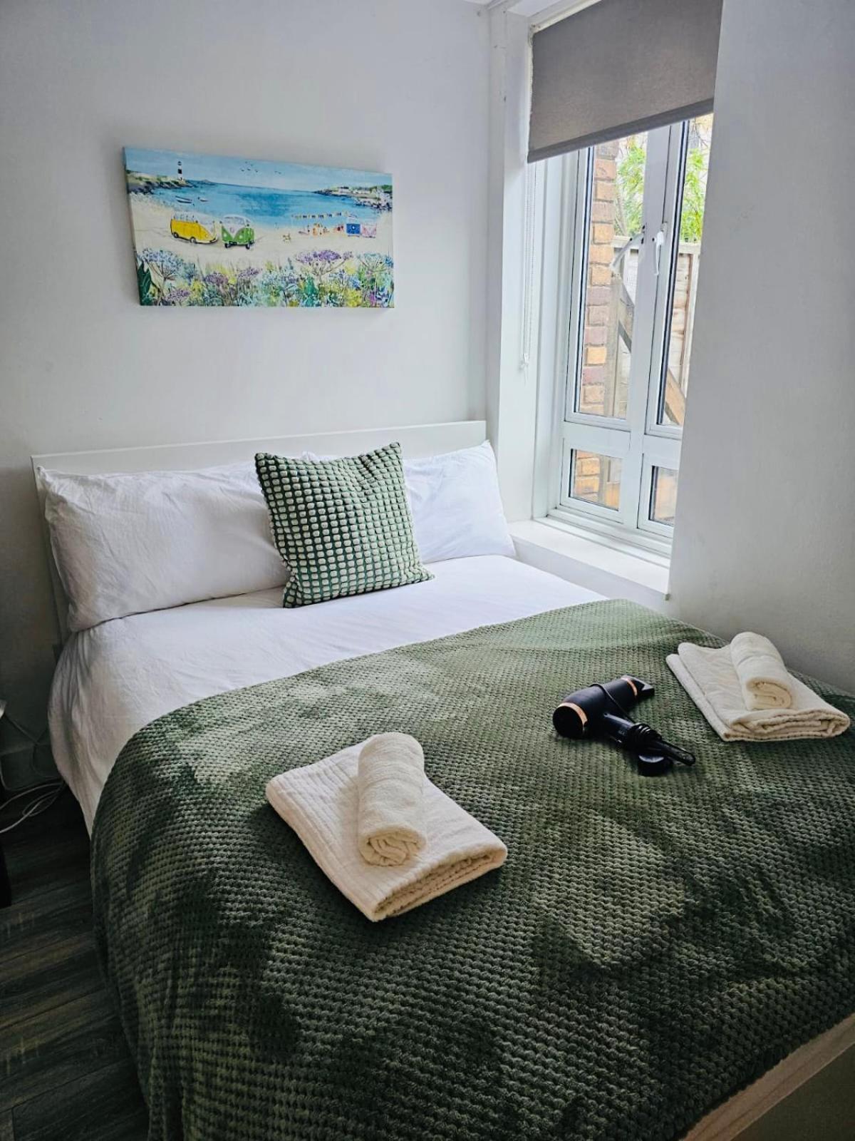 Lovely Double Rooms In Euston & Square In Central Londres Exterior foto